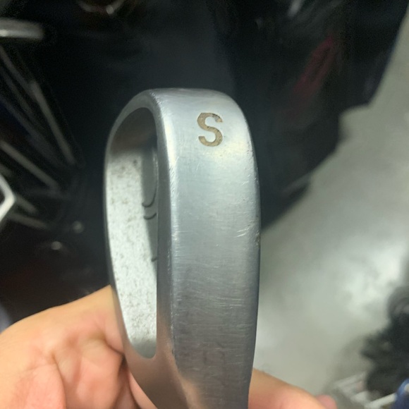 golf pitching and sand wedge A 37 in right hand 2 pc - Picture 3 of 11